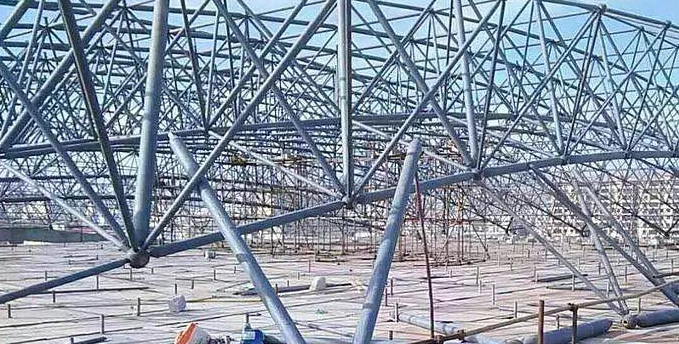 胶州盘点螺栓球网架对于选材方面的4个基本恳求